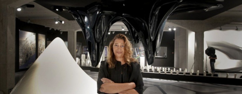 Conheça a história de Zaha Hadid, primeira mulher a ganhar o Pritzker, maior honraria da arquitetura internacional