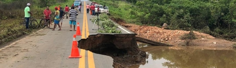 Governo do Estado do Ceará anuncia investimento de R$ 150 milhões para recuperar 64 trechos de estradas danificadas pela chuva